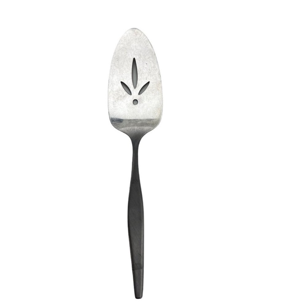 Wm A Rogers Vintage Oneida Pie Cake Server Rare Slotted Pattern Stainless Steel